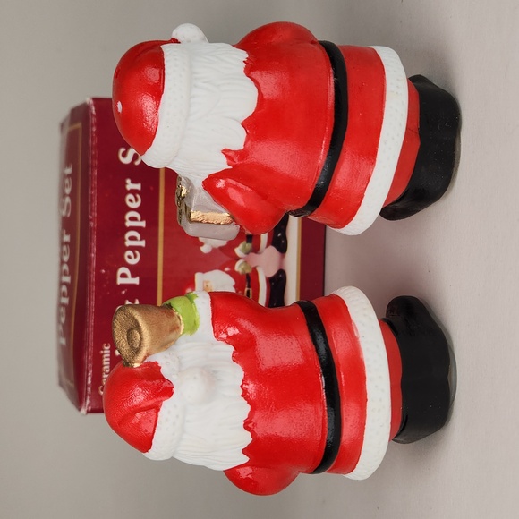 Ceramic Santas Salt & Pepper Set, In Orig Presentation/Storage box - Picture 5 of 12